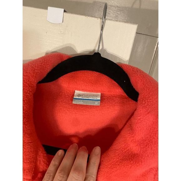 Columbia Women’s Hot Pink Fleece Vest Size 1X XL - Picture 2 of 5